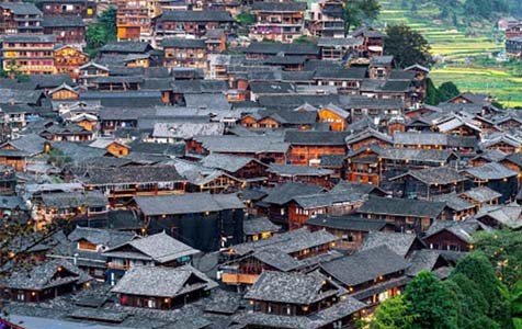 郫县6种常见的外墙仿石漆施工工艺！